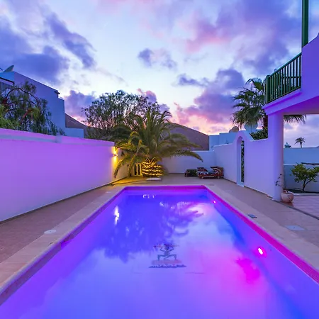 Bed and breakfast Timanfaya 3*