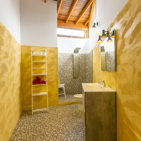 Timanfaya Bed and breakfast 3*